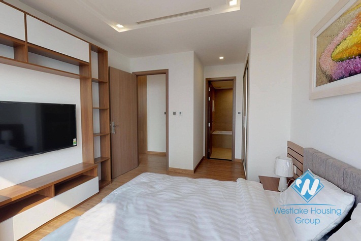 Beautiful high floor apartment for rent in Vinhome Metropolis, Lieu Giai street, Ha Noi
